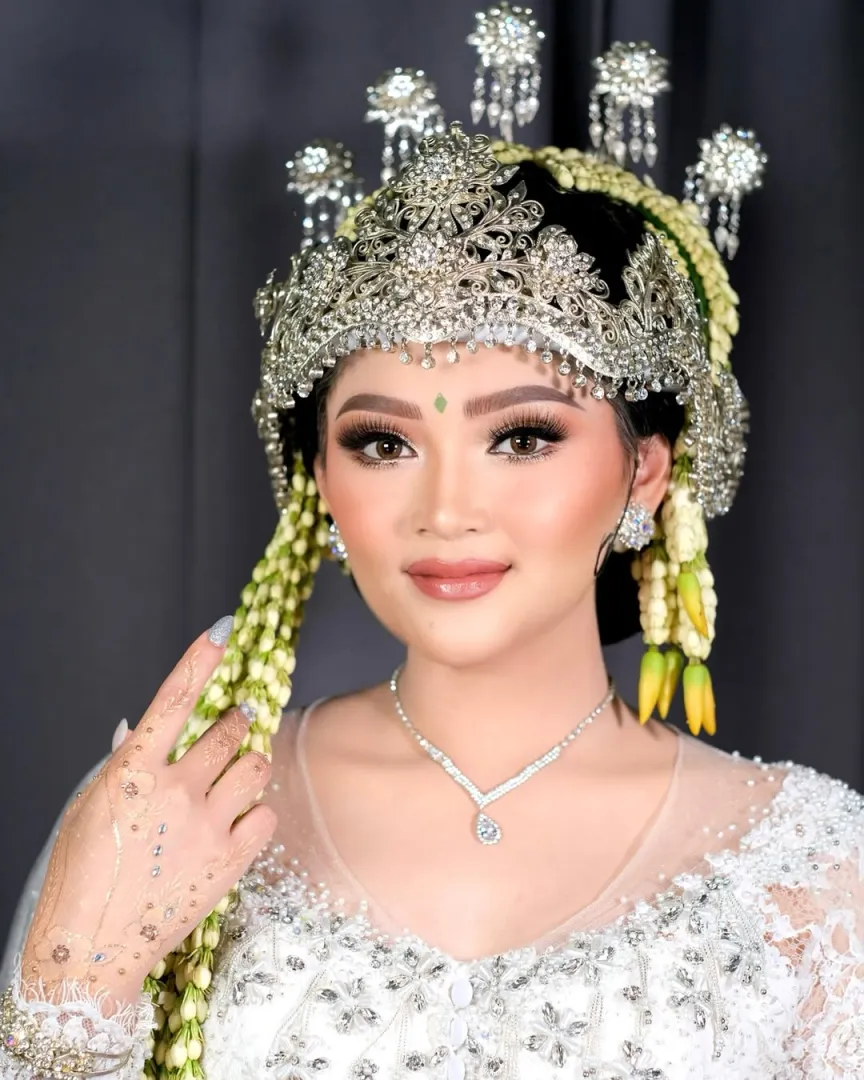 Makeup Akad